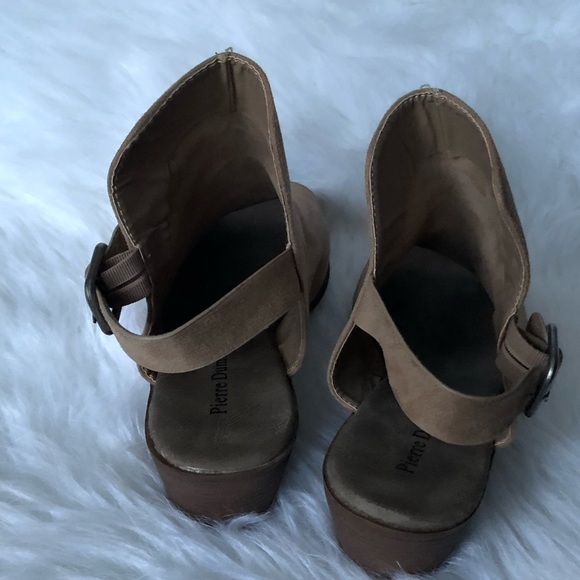Pierre Dumas Shoes Women’s Size‎ 10 Open Toe Buckle Heels - Picture 10 of 10